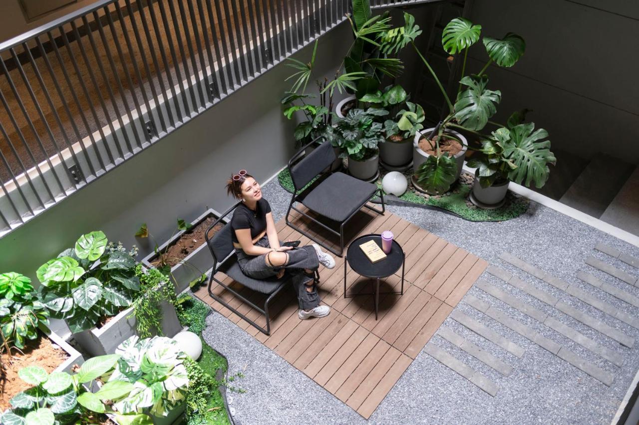 Jono Bangkok Asok Hotel Exteriör bild